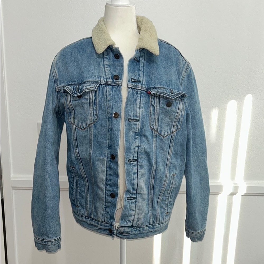 Levi's Sherpa Lined Denim Jacket